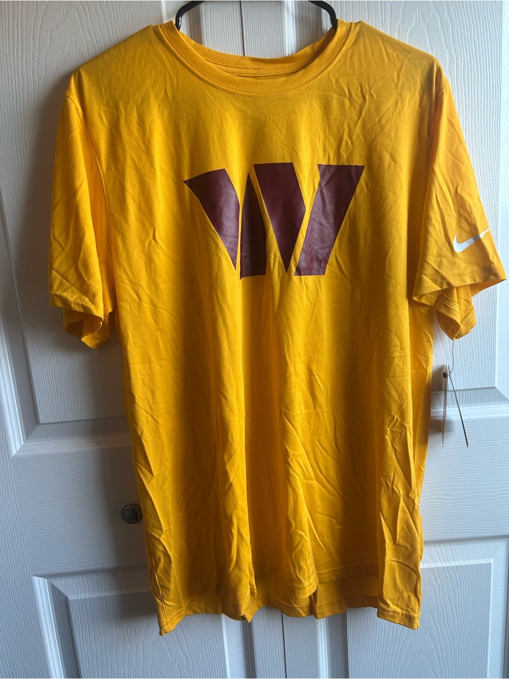 Nike Men’s XL Washington Commanders Dri-Fit T-Shirt – BRAND NEW w/ Tag!